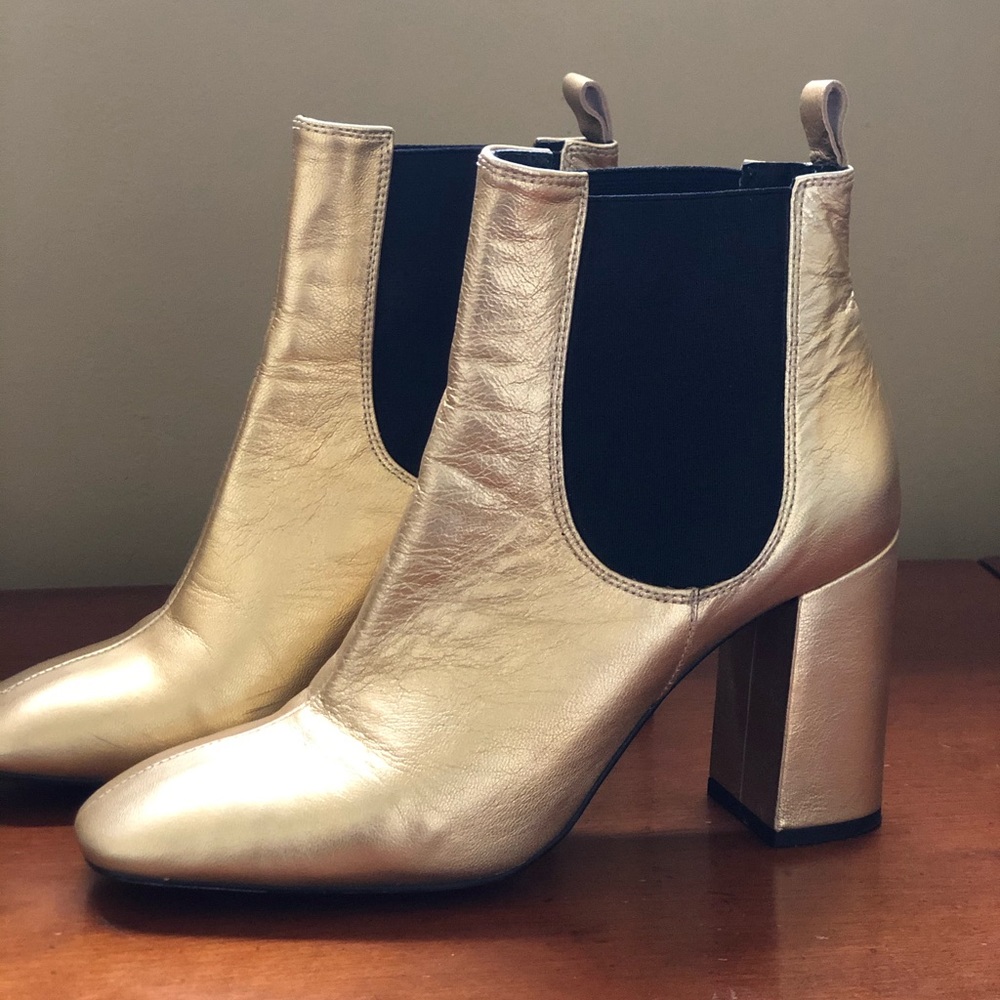 Topshop Gold bootie boots sz 9